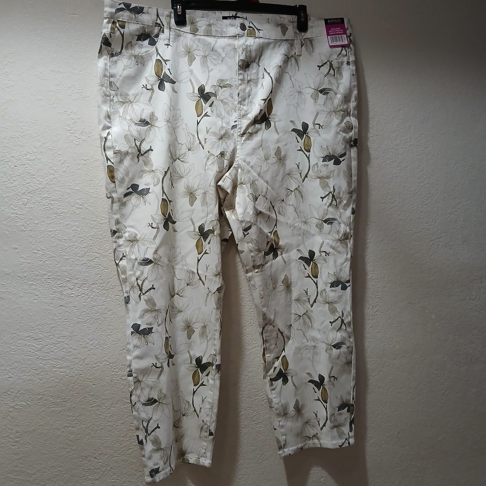 Buffalo David Bitton White and Gold Patterned Pants